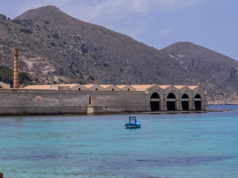 La Perla Della Praia Villa Favignana Buitenkant foto